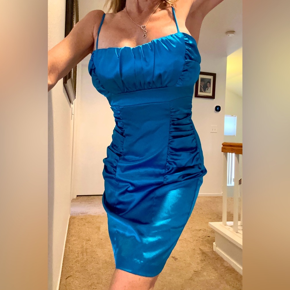 Blue satin style new with tag dress evening party formal prom NWT 5/6 Macy’s